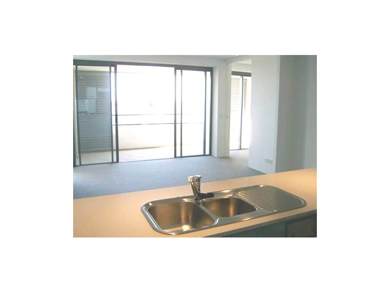 112/105 Scarborough Street, Southport QLD 4215