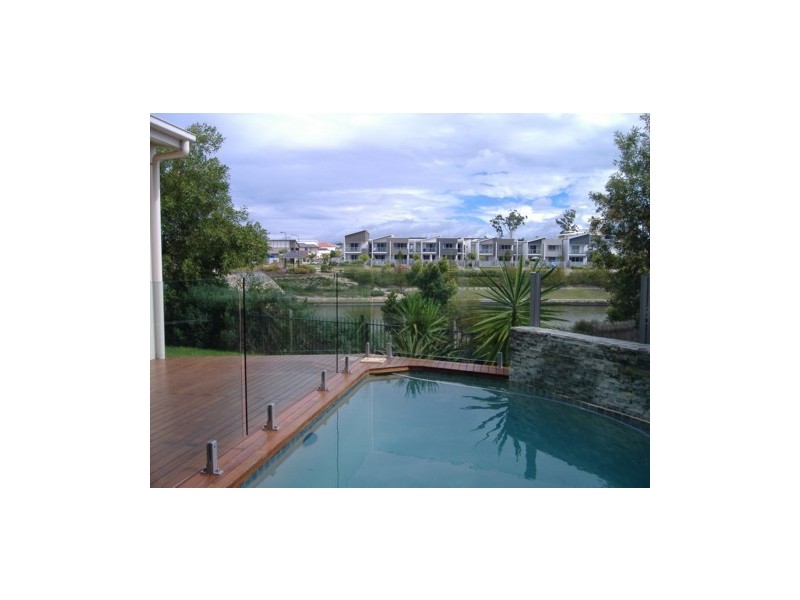 55 Bridgewater Drive, Varsity Lakes QLD 4227