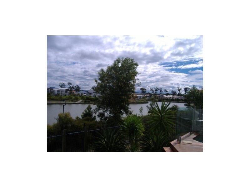 55 Bridgewater Drive, Varsity Lakes QLD 4227