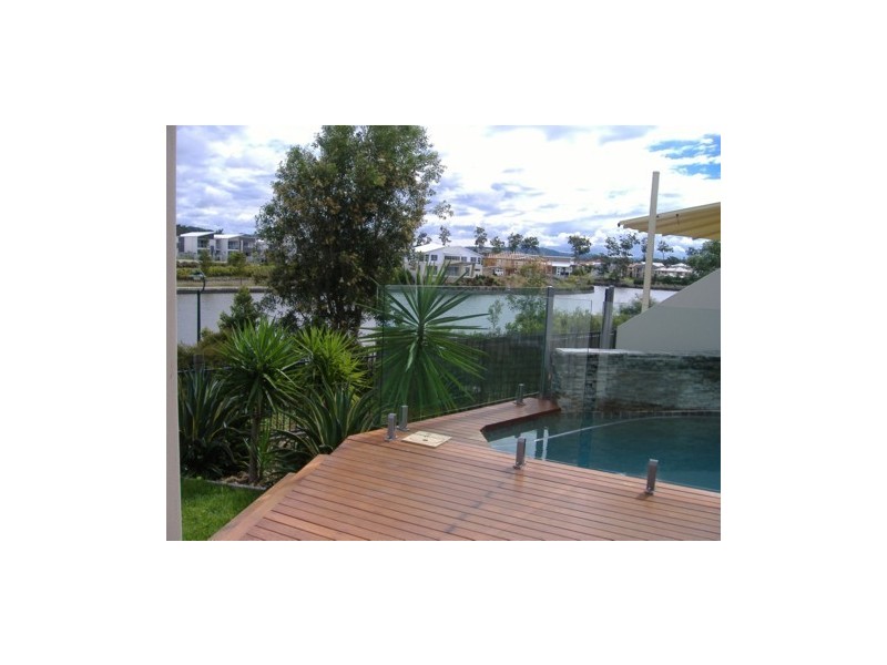 55 Bridgewater Drive, Varsity Lakes QLD 4227