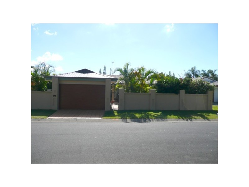 15 Driver Court, Mermaid Waters QLD 4218