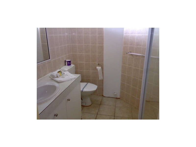 102/40 Surf Parade, Broadbeach QLD 4218