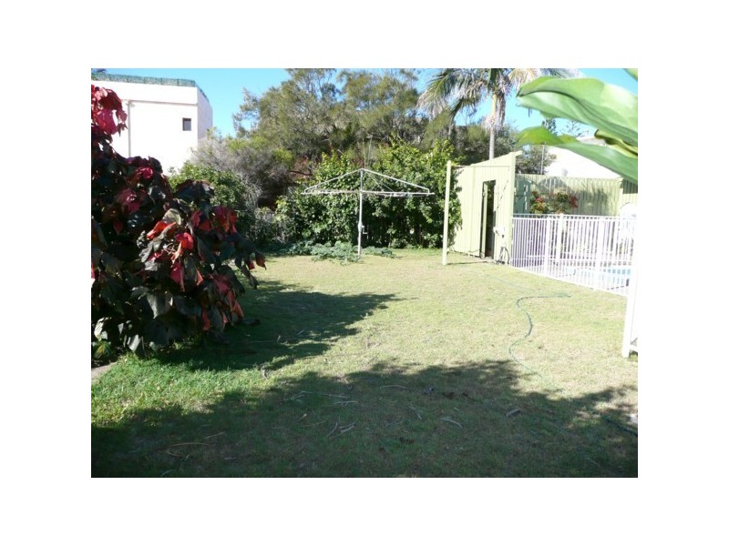 7 Arthur Street, Mermaid Beach QLD 4218