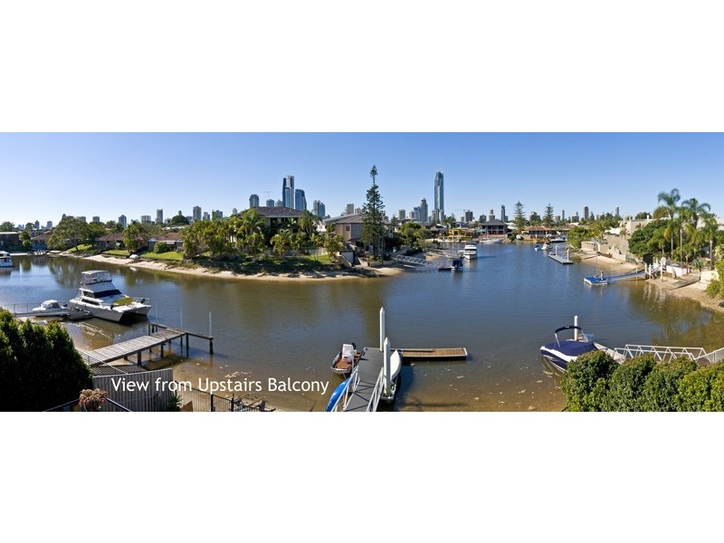 2/95 Bundall Road, Isle Of Capri QLD 4217