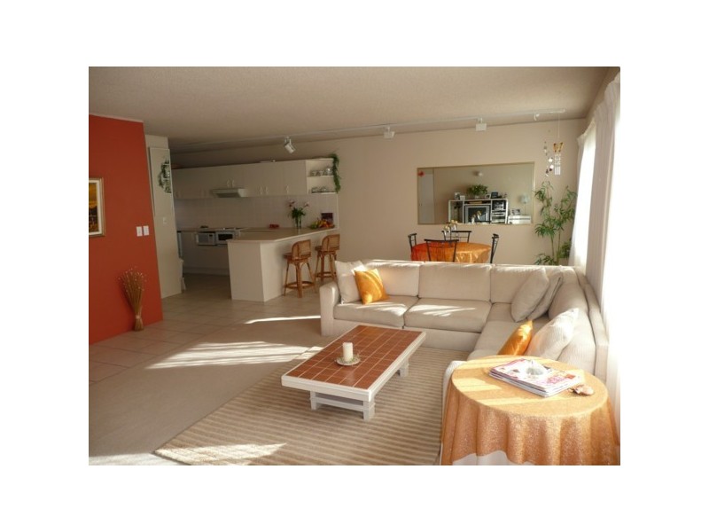 3/70 Marine Parade, Miami QLD 4220