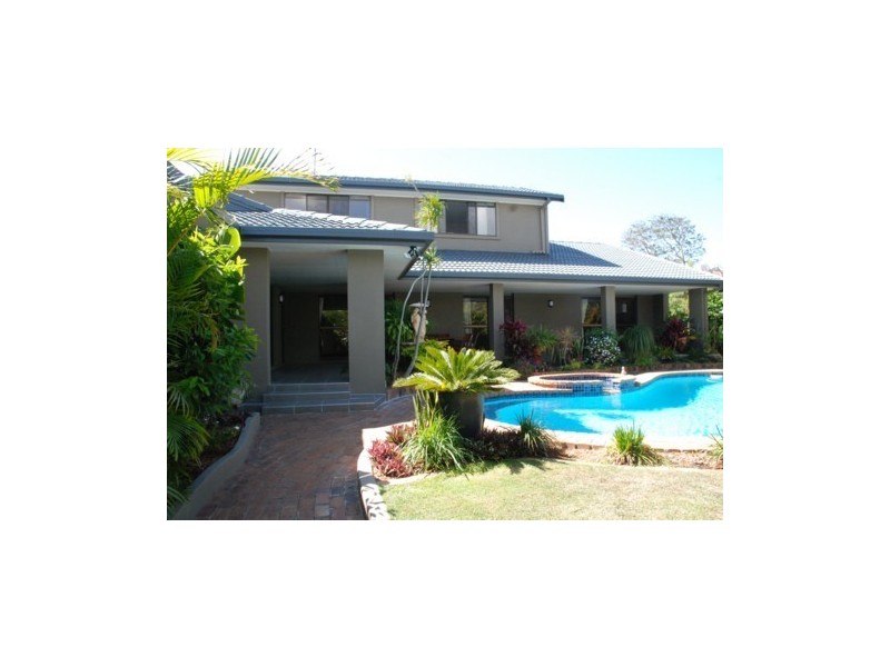 36 Firmin Court, Mermaid Waters QLD 4218