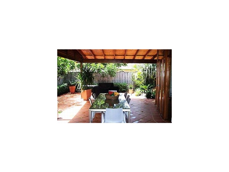 21 Arthur Street, Mermaid Beach QLD 4218
