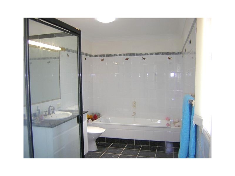 49 Kirralee Drive, Robina QLD 4226