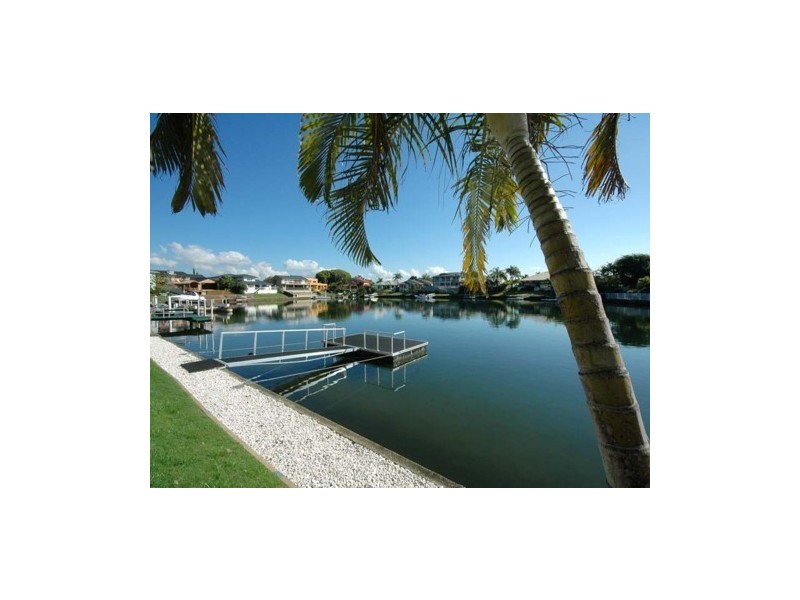 10 Montego Court, Mermaid Waters QLD 4218