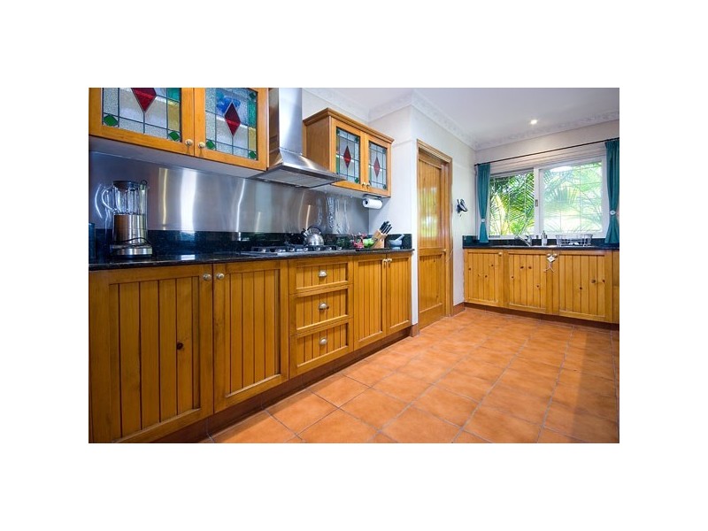 18 Kirralee Drive, Robina QLD 4226