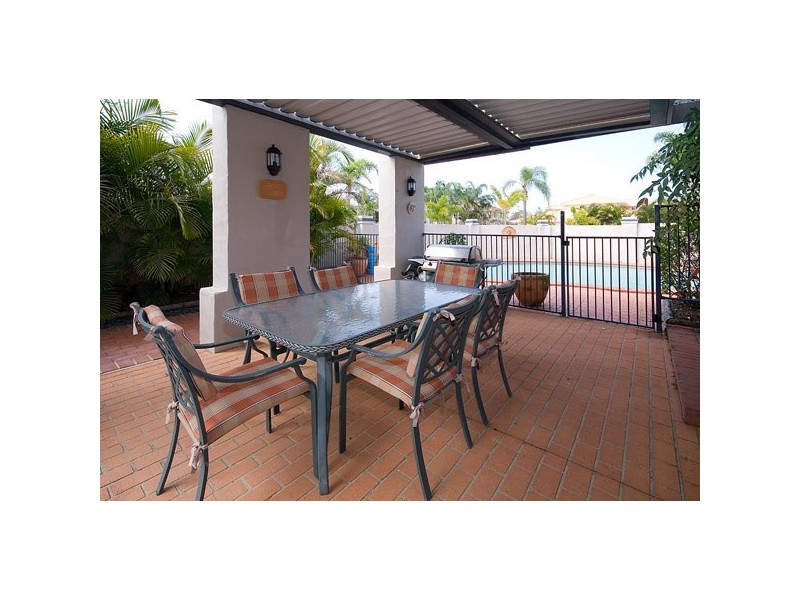 18 Kirralee Drive, Robina QLD 4226