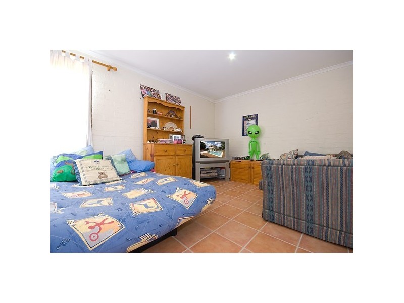 4 Wild Duck Drive, Mermaid Waters QLD 4218