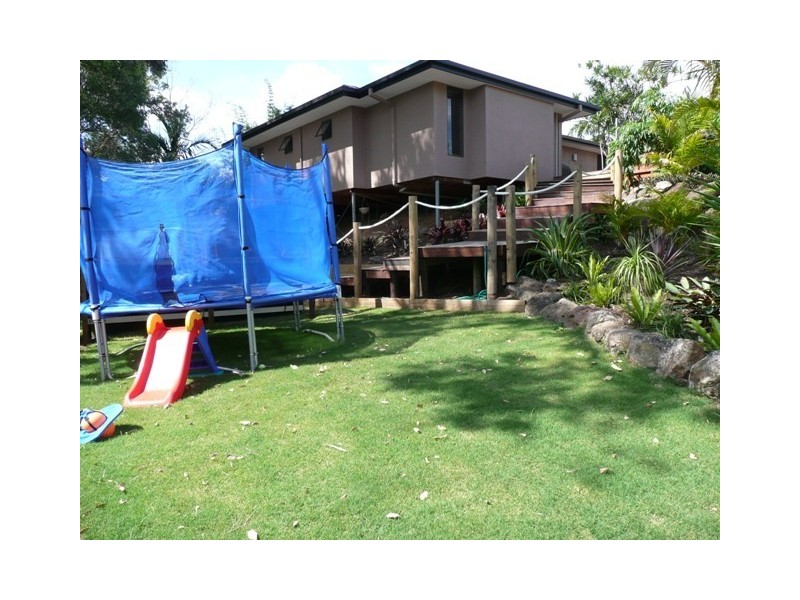 2 Edelsten Court, Carrara QLD 4211