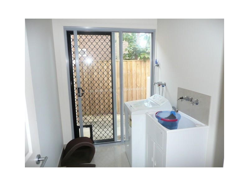 2/10 Adams Avenue, Miami QLD 4220