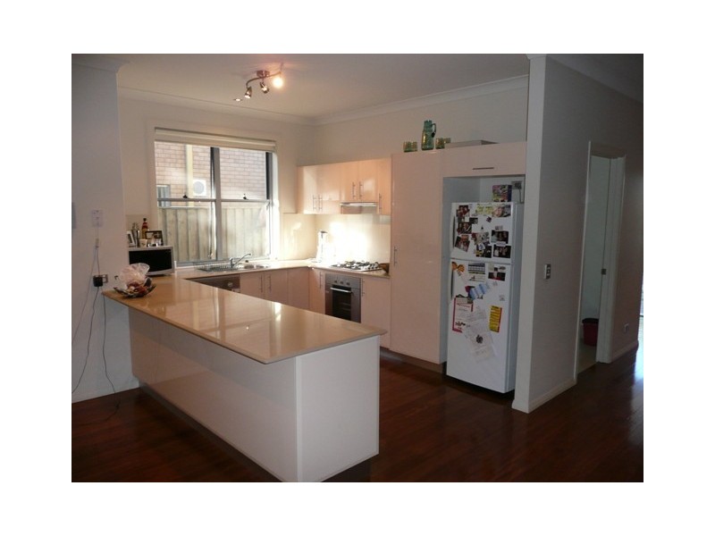 2/10 Adams Avenue, Miami QLD 4220