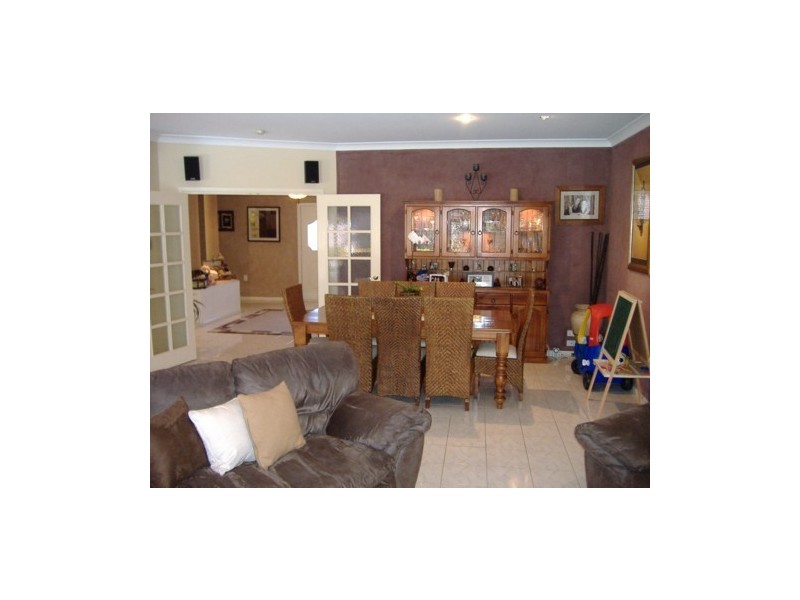 32 Kirralee Drive, Robina QLD 4226