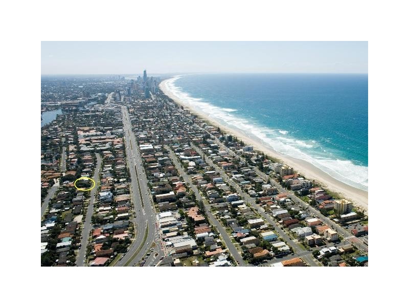 60 Dolphin Avenue, Mermaid Beach QLD 4218