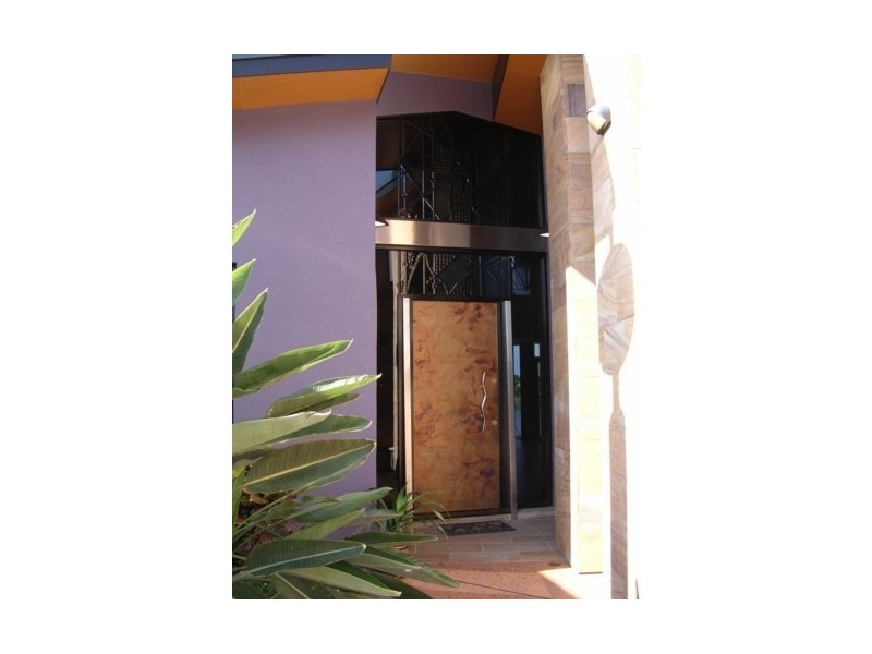 42 Mornington Terrace, Robina QLD 4226