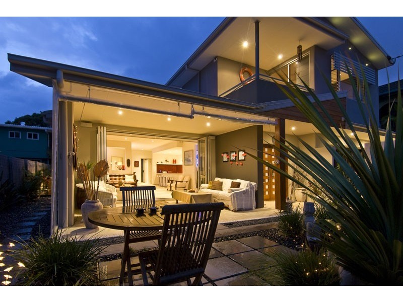 24 Santa Monica, Miami QLD 4220