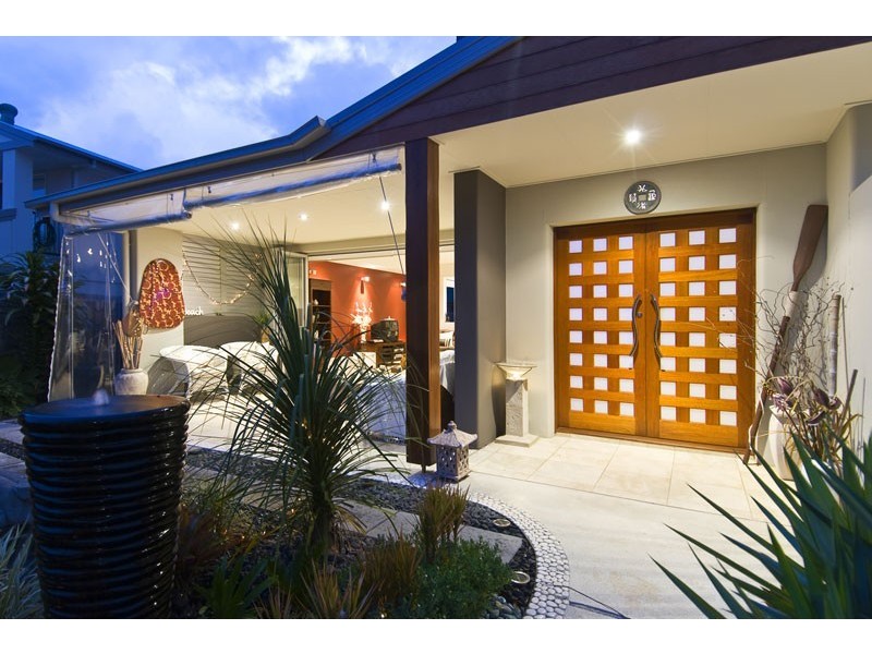 24 Santa Monica, Miami QLD 4220