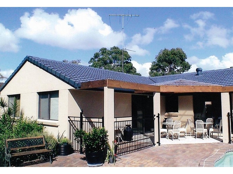 6 Brampton Court, Mermaid Waters QLD 4218