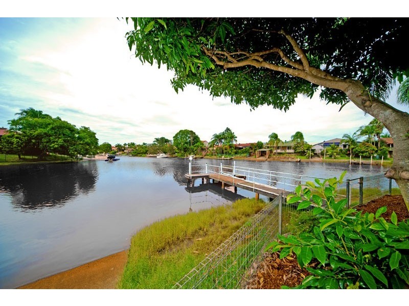 10 Craig Avenue, Carrara QLD 4211