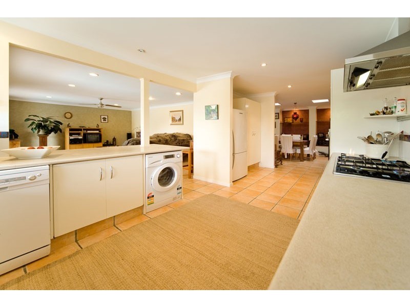 10 Craig Avenue, Carrara QLD 4211