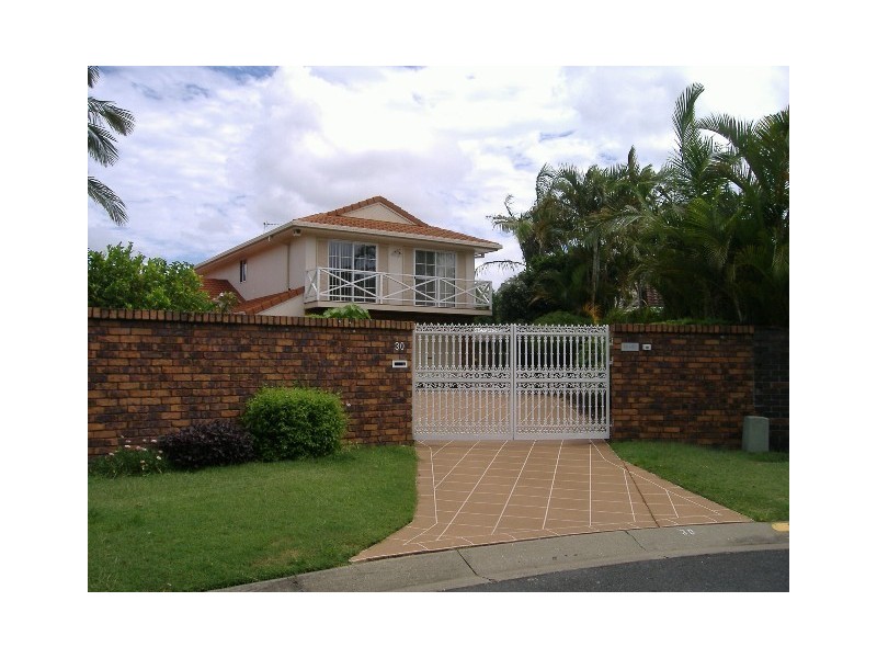 30 Haslewood Court, Mermaid Waters QLD 4218