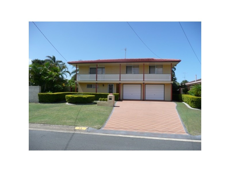 25 Birigun Street, Mermaid Waters QLD 4218