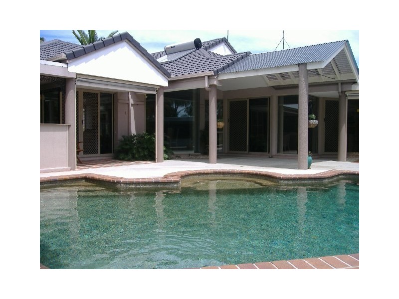 38 Kuranda Drive, Robina QLD 4226