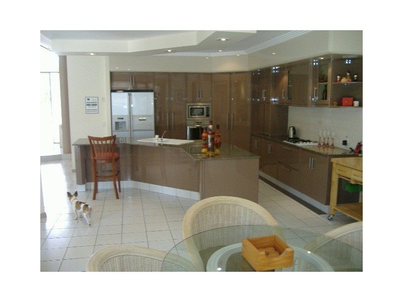 38 Kuranda Drive, Robina QLD 4226