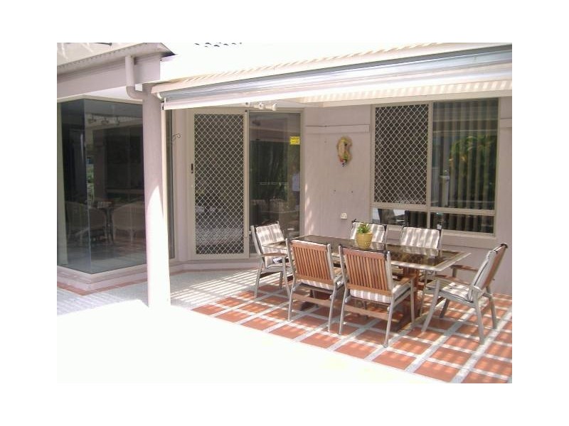 38 Kuranda Drive, Robina QLD 4226