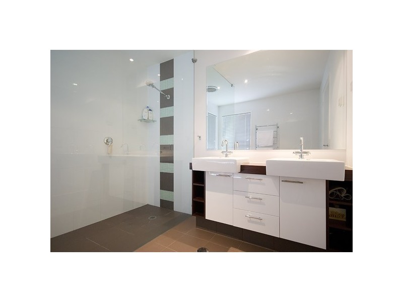 21 Corvus Way, Robina QLD 4226