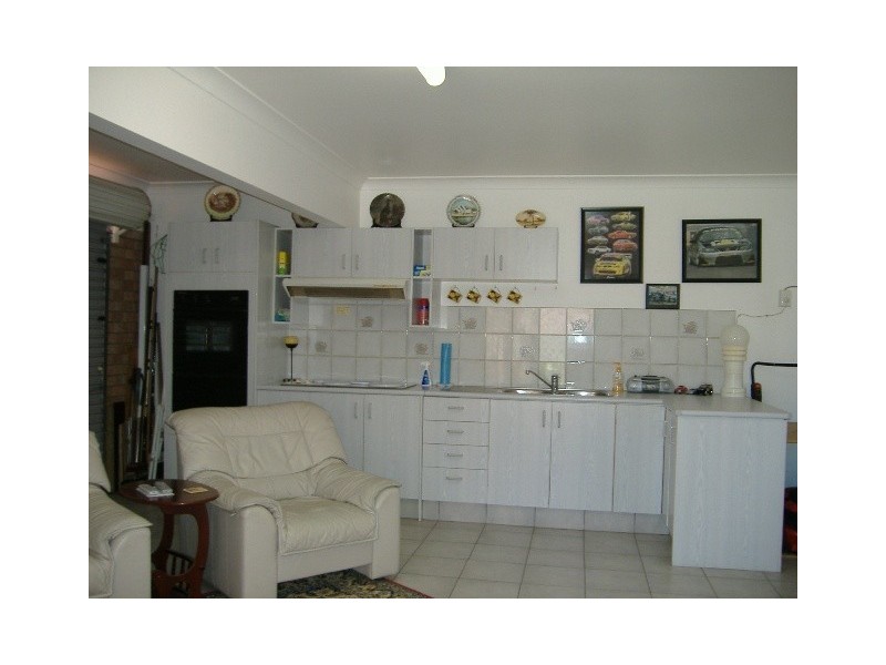 379 Rio Vista Boulevard, Mermaid Waters QLD 4218