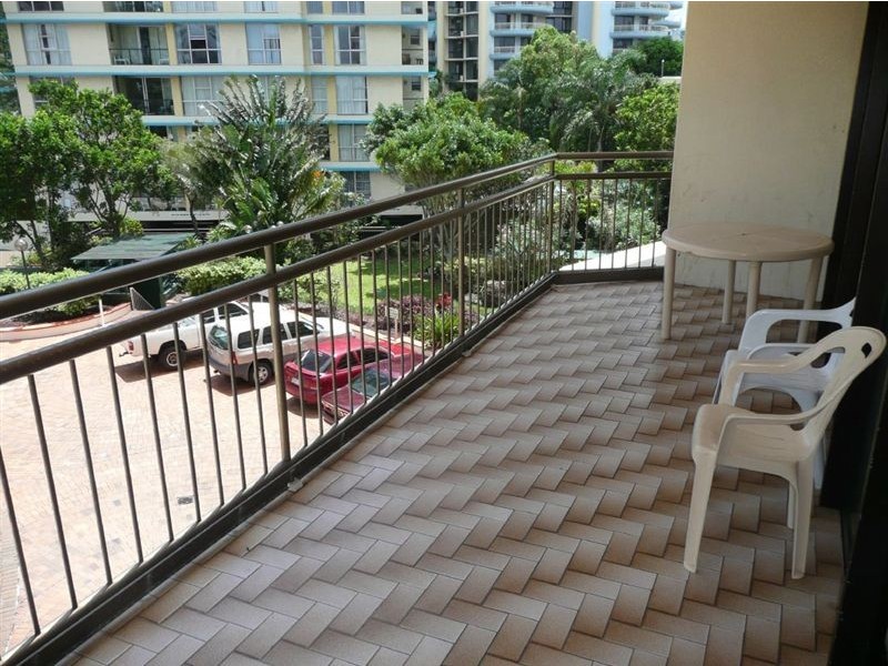 2E/5 Clifford Street, Surfers Paradise QLD 4217