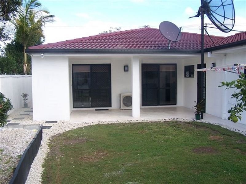 15 Tiwi Street, Sorrento QLD 4217
