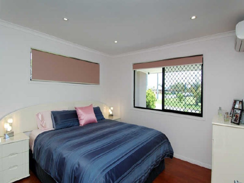 15 Tiwi Street, Sorrento QLD 4217