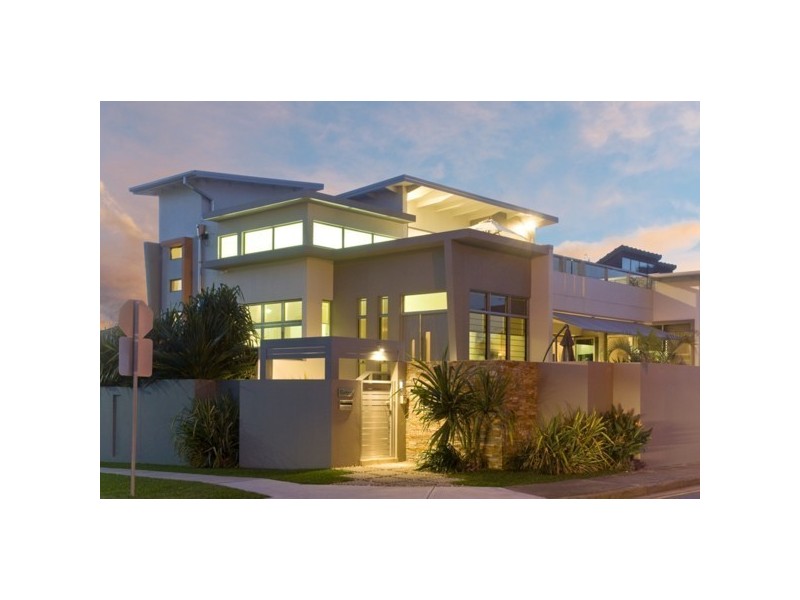 16 Hedges Avenue, Mermaid Beach QLD 4218