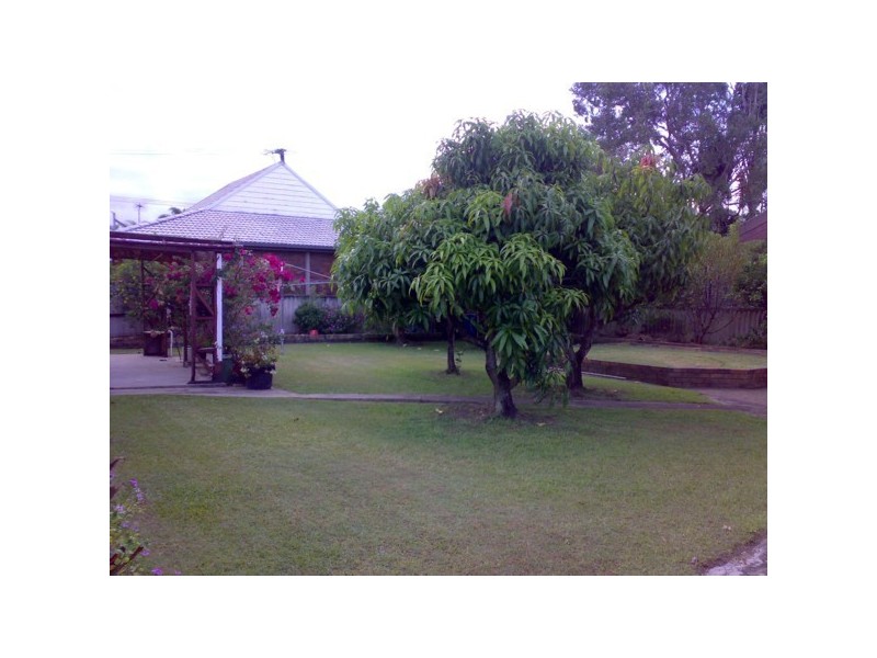 3 Collins Crescent, Benowa QLD 4217