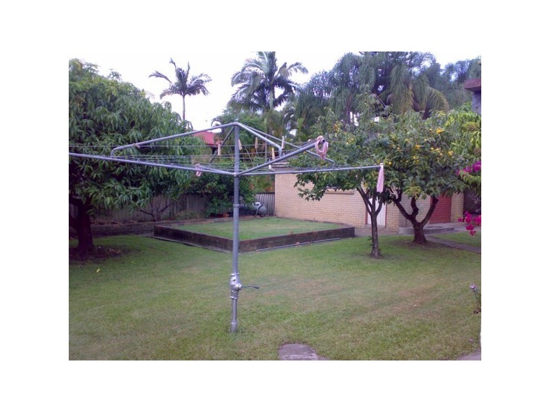 3 Collins Crescent, Benowa QLD 4217