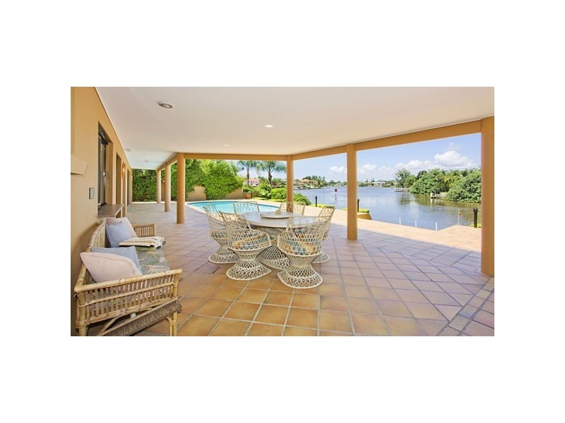 17 Donegal Crescent, Sorrento QLD 4217