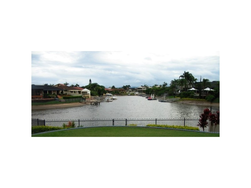 20 Saywell Street, Sorrento QLD 4217