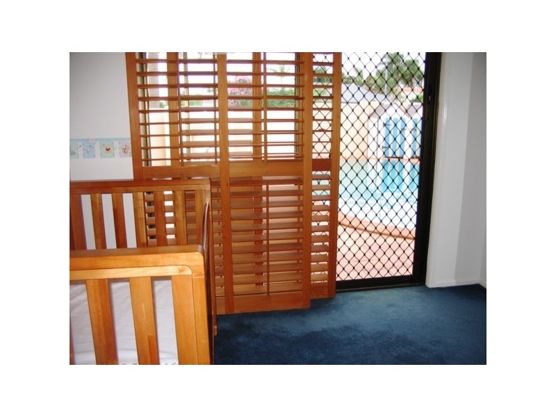 20 Saywell Street, Sorrento QLD 4217