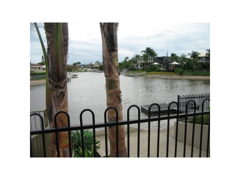 20 Saywell Street, Sorrento QLD 4217