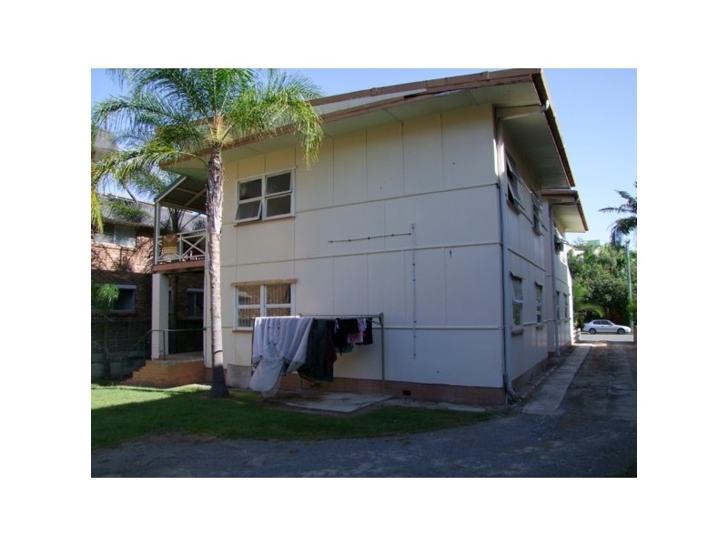 19 Second Avenue, Broadbeach QLD 4218