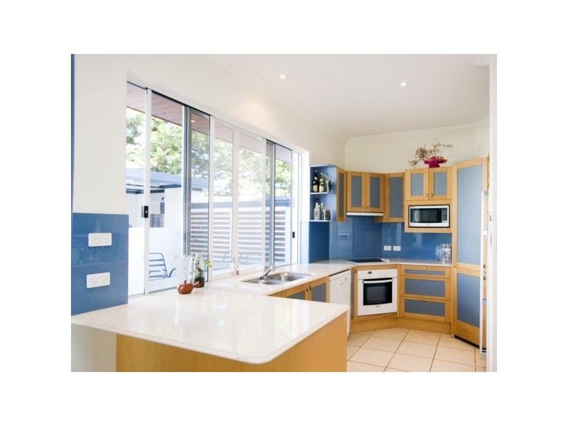 7 Seagull Avenue, Mermaid Beach QLD 4218