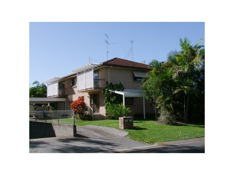 1 & 2/2 Havana Key, Broadbeach Waters QLD 4218