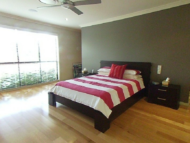 10 Saxonvale Tce, Mermaid Waters QLD 4218