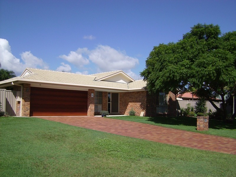 6 Nicolson Court, Mermaid Waters QLD 4218