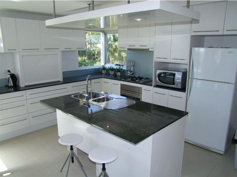 4/19 Mermaid Avenue, Mermaid Beach QLD 4218